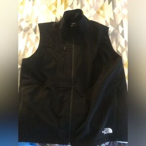Used Mens North Face Vest XL Black